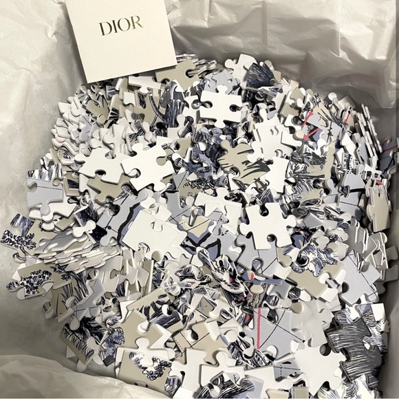 Dior Around the World Exclusive 500 Piece
NWT
Puzzle - Collector's Item - Picture 4 of 7